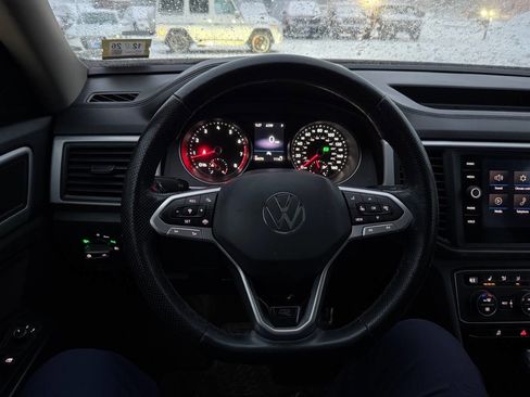 Used 2021 Volkswagen Atlas SE w/ Panoramic Sunroof Package image 23