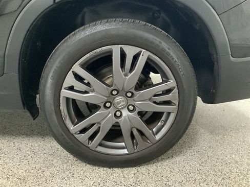 Used 2022 Honda Pilot Sport image 11