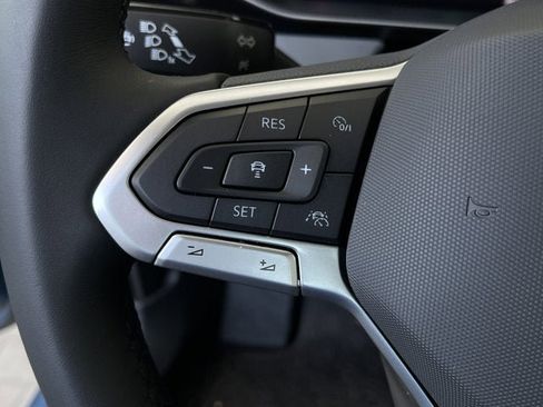 New 2025 Volkswagen Jetta SE image 19