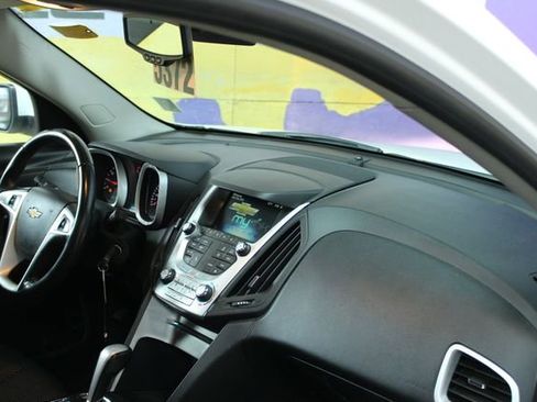 Used 2013 Chevrolet Equinox LT image 12
