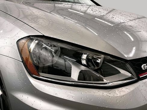 Used 2015 Volkswagen GTI S FWD image 28