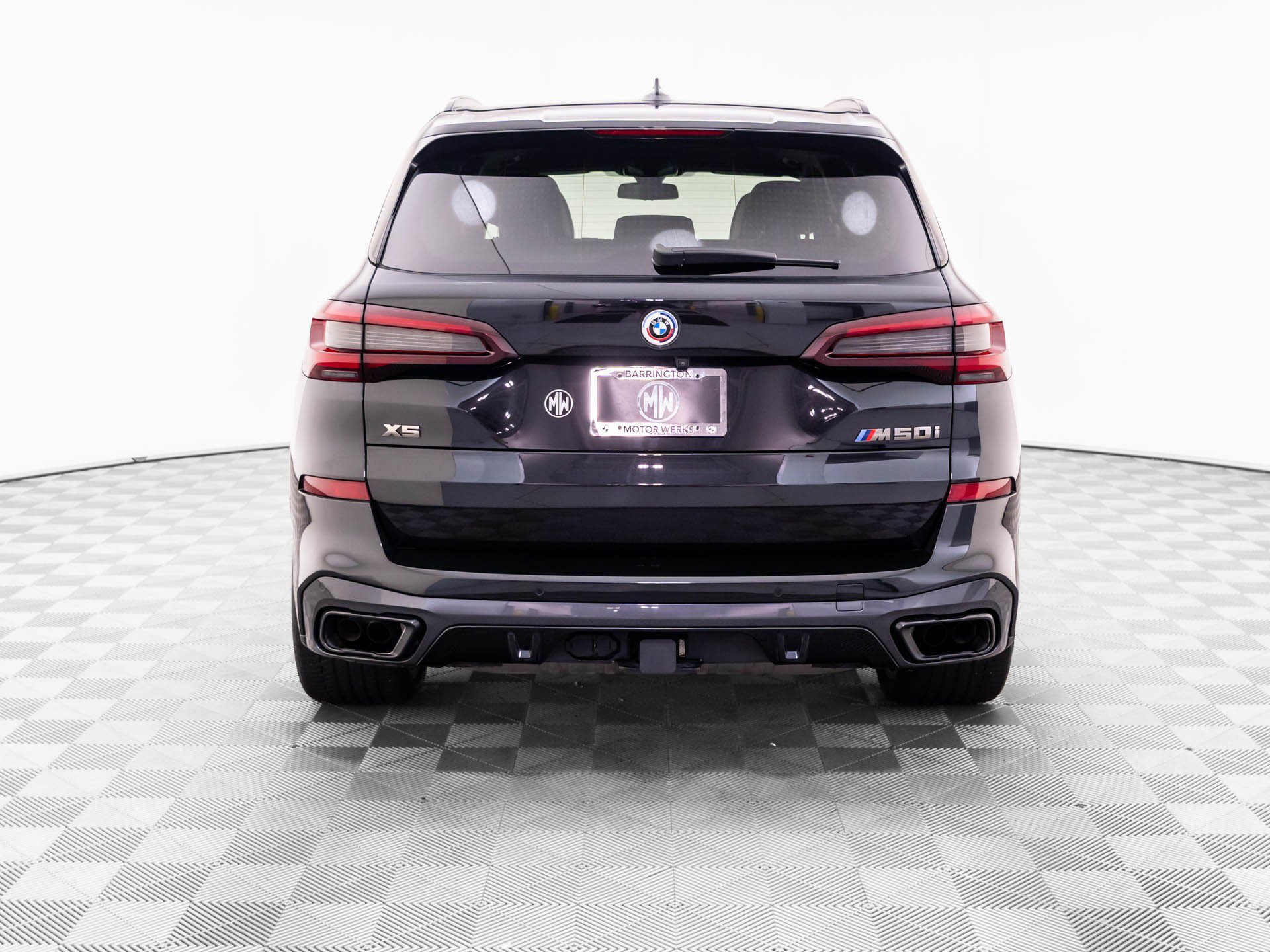 Used 2023 BMW X5 M50i w/ Parking Assistance Package AWD/4WD image 4