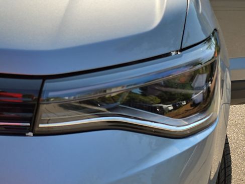 New 2025 Volkswagen Taos S image 30