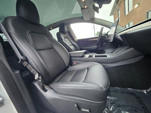 Used 2024 Tesla Model Y Long Range image 55