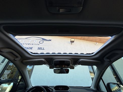 Used 2022 Subaru Crosstrek 2.5i Sport w/ Moonroof Package image 47