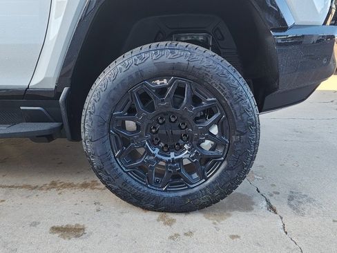 New 2026 GMC Hummer EV SUV image 61