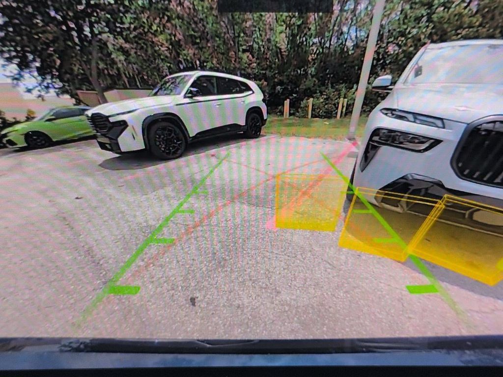 New 2026 BMW 750e xDrive AWD/4WD image 20