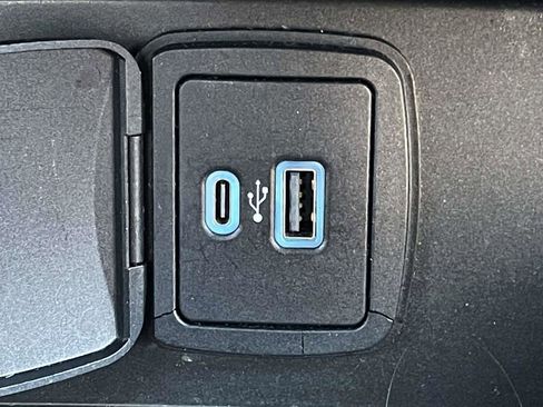 Used 2022 Ford Bronco Outer Banks AWD/4WD image 24