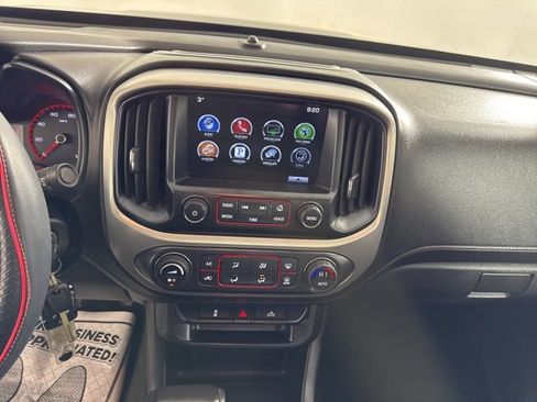 Used 2016 GMC Canyon SLE w/ SLE Convenience Package image 30