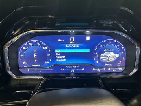 Used 2023 Chevrolet Silverado 1500 LT image 8