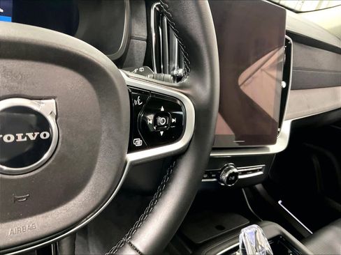 Used 2026 Volvo XC90 B6 Ultra w/ Protection Package Premier image 25