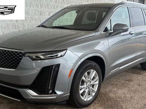 Certified 2025 Cadillac XT6 Premium Luxury AWD/4WD image 1
