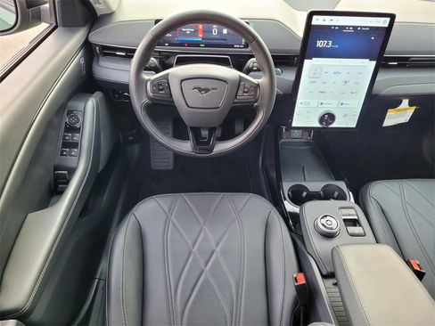 Used 2024 Ford Mustang Mach-E Select image 10