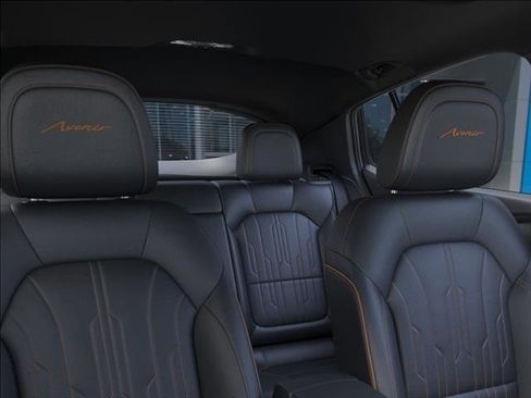 New 2026 Buick Envista Avenir image 24