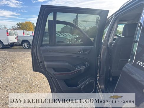 Used 2017 GMC Yukon SLT image 28