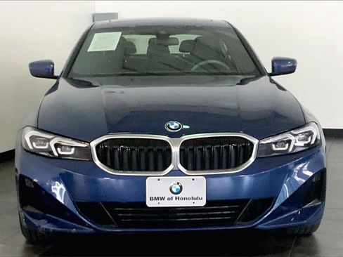 Used 2023 BMW 330i Sedan image 3