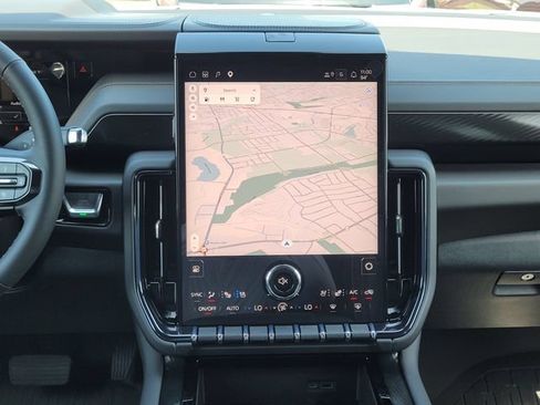 New 2026 GMC Yukon AT4 w/ AT4 Premium Package AWD/4WD image 13