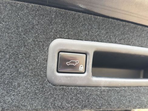 Used 2019 Lexus RX 350L FWD image 36