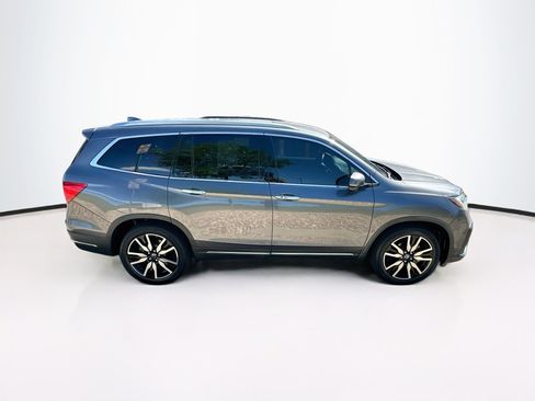 Used 2020 Honda Pilot Touring image 10