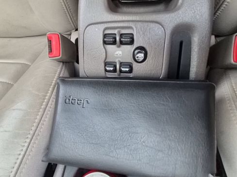 Used 2003 Jeep Liberty Limited AWD/4WD image 23