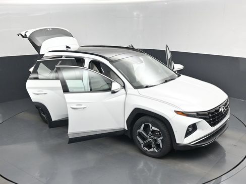 Used 2022 Hyundai Tucson Limited w/ Cargo Package FWD image 19