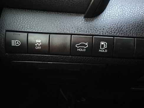 Certified 2022 Toyota Camry XLE image 24