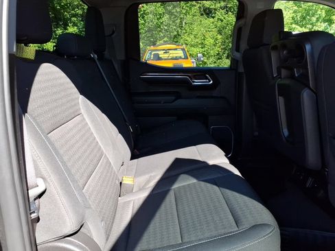 Used 2023 Chevrolet Silverado 1500 RST w/ Z71 Off-Road Package AWD/4WD image 16