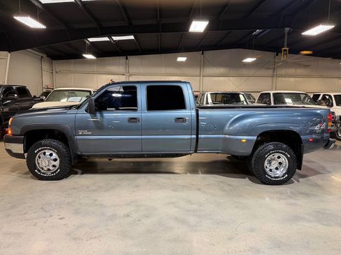 Used 2007 Chevrolet Silverado 3500 LT w/ Heavy-Duty Power Package AWD/4WD image 5