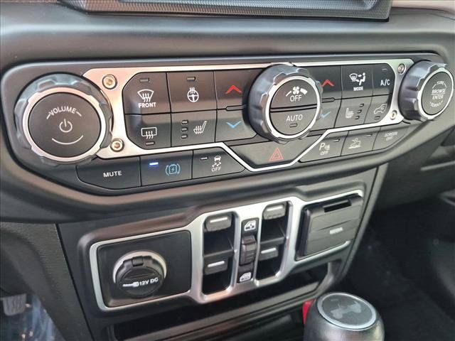 Used 2021 Jeep Wrangler Unlimited Sahara AWD/4WD image 30