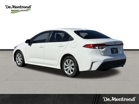 Used 2024 Toyota Corolla LE image 7