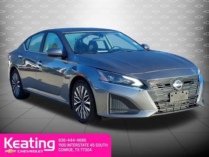 Used 2023 Nissan Altima 2.5 SV