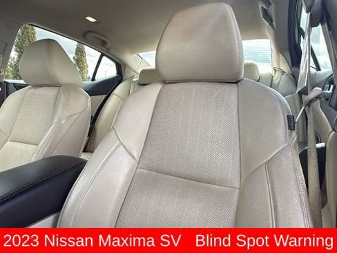 Used 2023 Nissan Maxima SV w/ Floor Mat Group FWD image 11