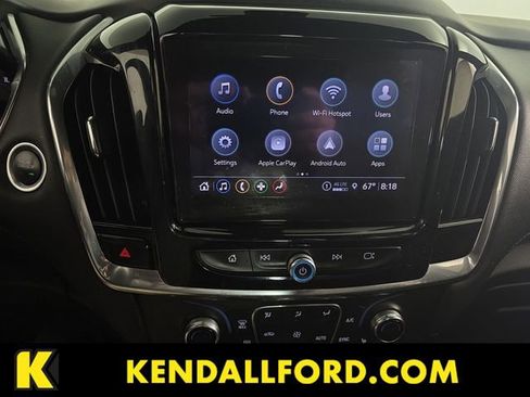 Used 2023 Chevrolet Traverse LT image 13