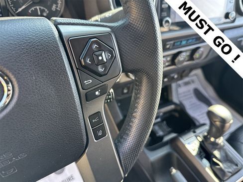 Used 2021 Toyota Tacoma TRD Off-Road image 20