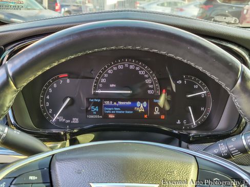 Used 2017 Cadillac XT5 FWD image 18