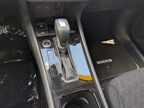 Certified 2024 Nissan Kicks SV FWD image 26