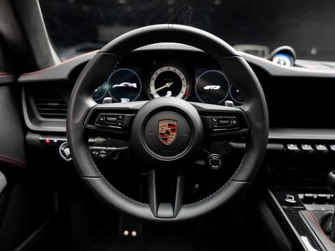 Used 2024 Porsche 911 GT3 image 43