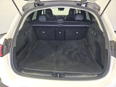 Used 2023 Mercedes-Benz GLC 300 w/ Exclusive Trim Package image 5