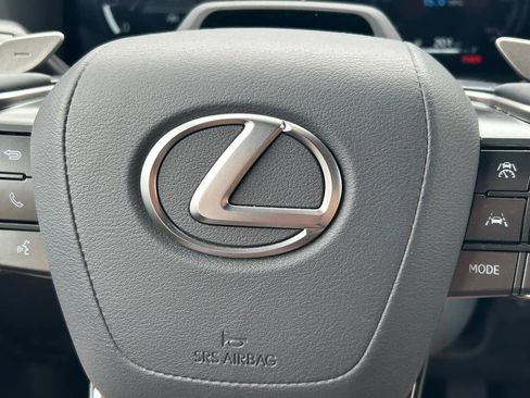 Used 2025 Lexus GX 550 w/ Accessory Package (2T) AWD/4WD image 45