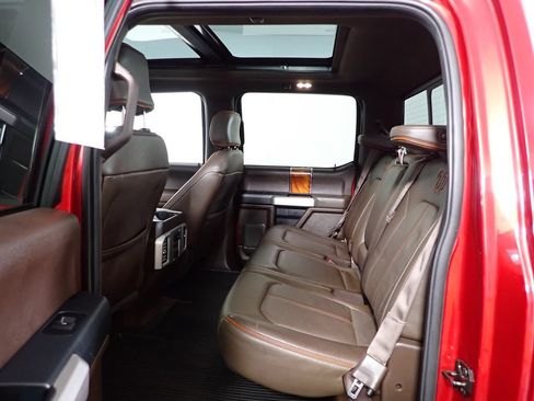 Used 2015 Ford F150 King Ranch w/ Equipment Group 601A Luxury AWD/4WD image 34