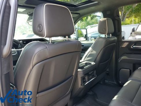Used 2024 GMC Sierra 2500 AT4X AWD/4WD image 11