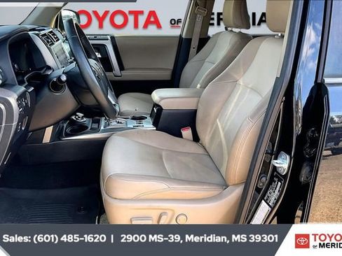 Used 2020 Toyota 4Runner SR5 Premium image 18