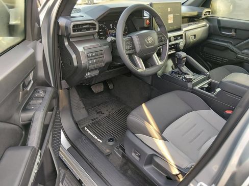 Used 2026 Toyota Tacoma TRD Off-Road AWD/4WD image 10