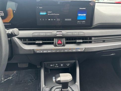 Used 2025 Kia K4 FWD image 15