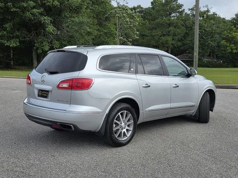 Used 2015 Buick Enclave Leather FWD image 5