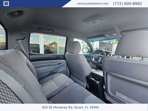 Used 2014 Toyota Tacoma PreRunner w/ SR5 Package image 17