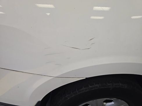 Used 2017 Chevrolet Traverse LS FWD image 8
