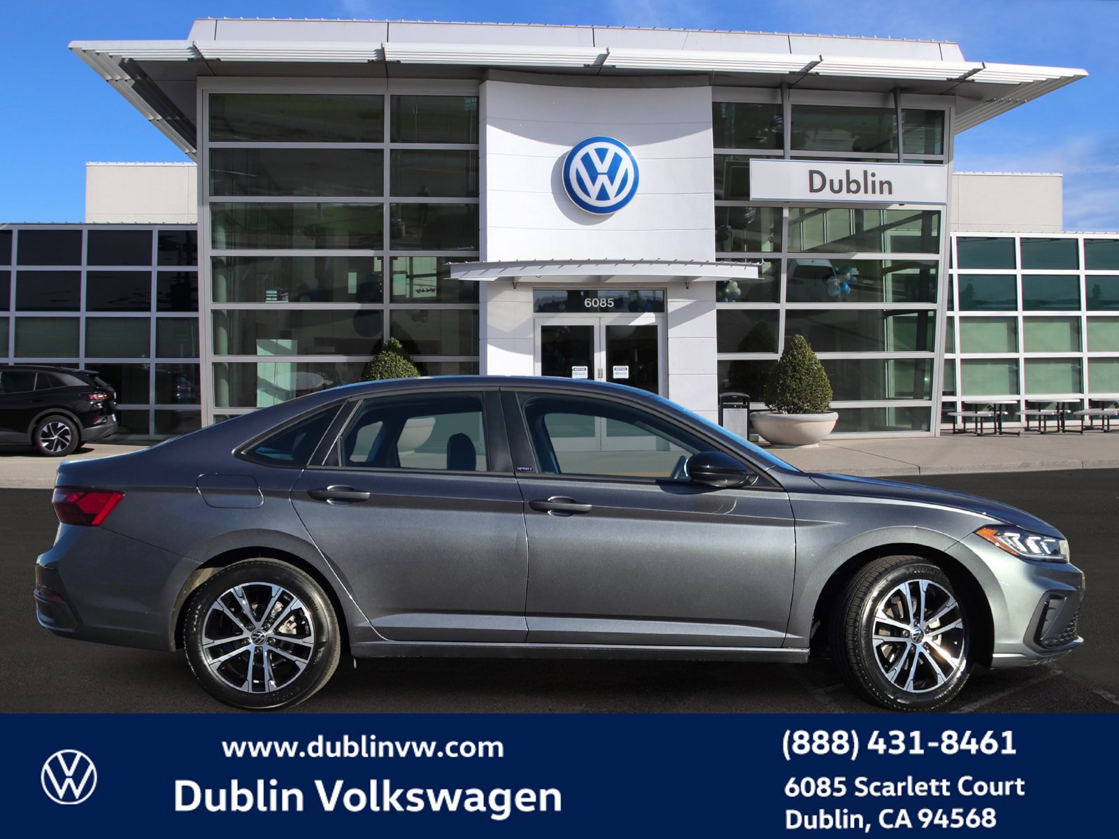 Certified 2025 Volkswagen Jetta Sport FWD image 3
