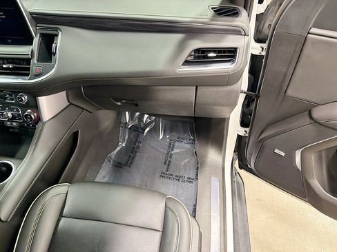 Used 2021 GMC Yukon SLT AWD/4WD image 18