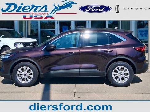 Certified 2023 Ford Escape Active w/ Tech Pack #1 AWD/4WD image 1